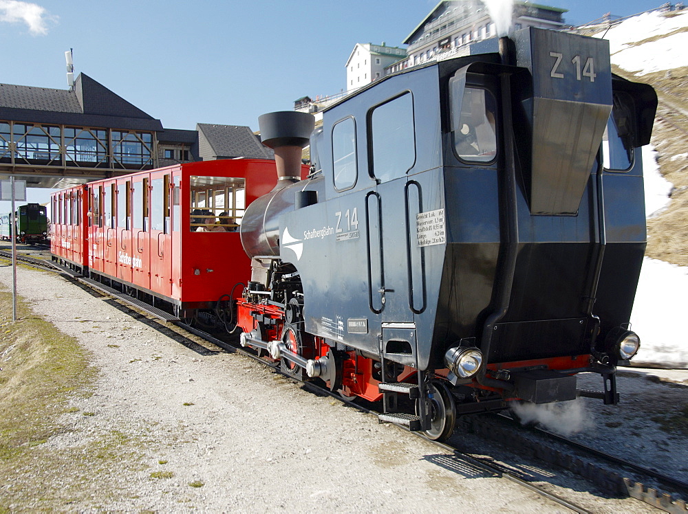 The Schafbergbahn, cog railway on the Schafberg Mountain, station on the peak, Salzburg, Austria, Europe