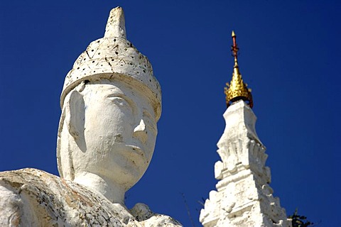 Guard at the Set-taw-ya-Pagoda, Mingun, Myanmar, Burma