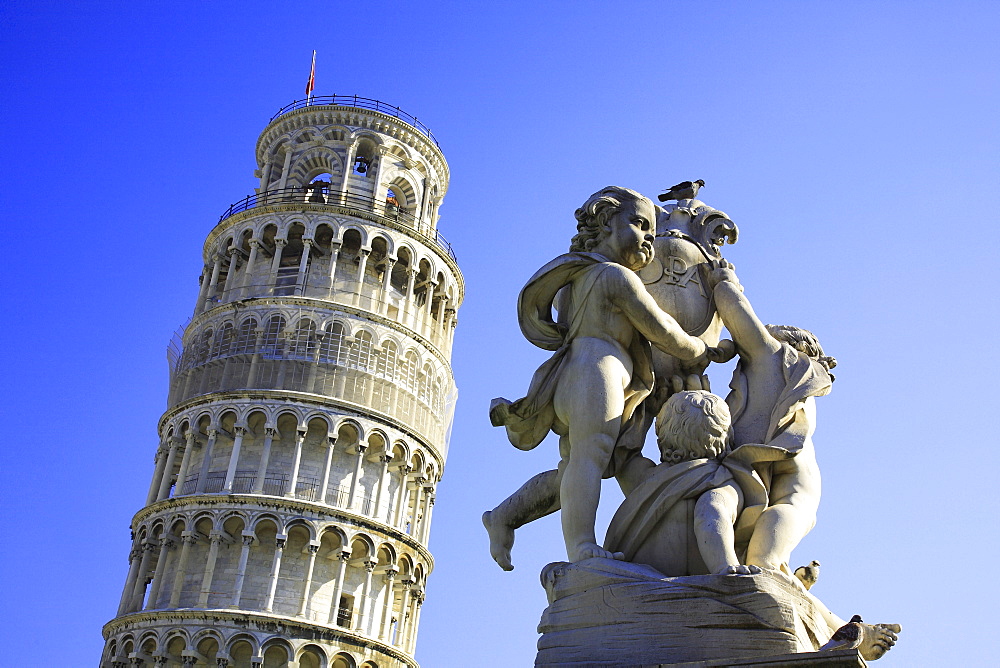 Leaning tower of Pisa, Tuscany, Italy