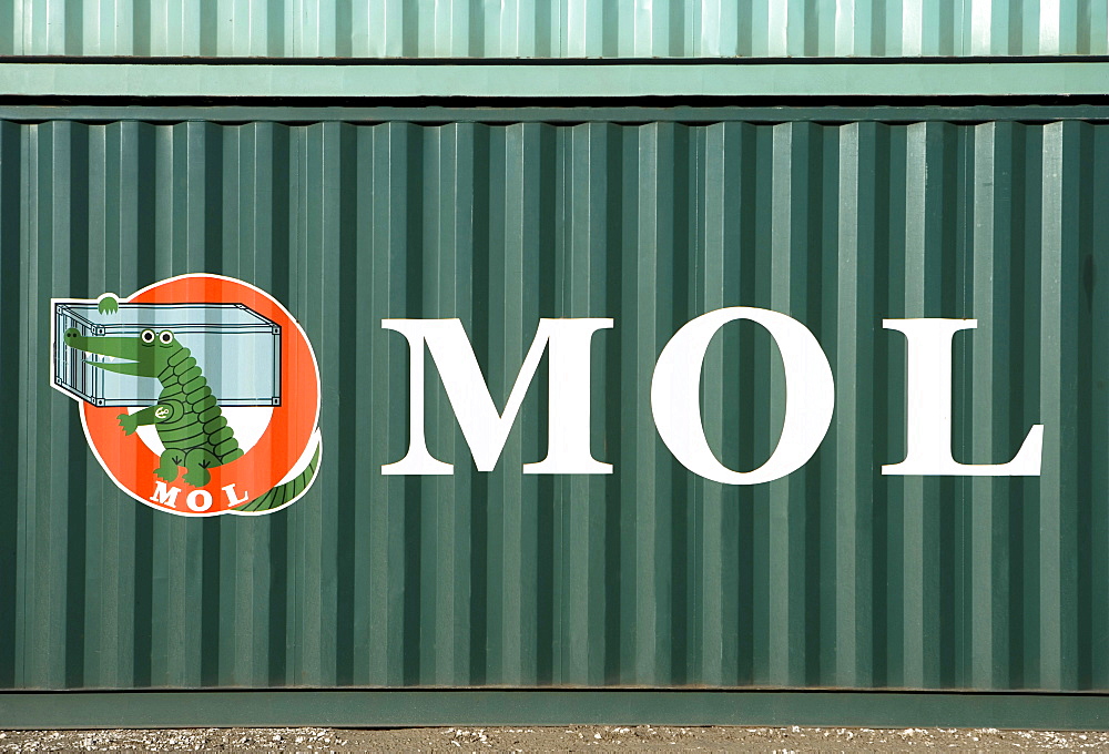 MOL shipping container