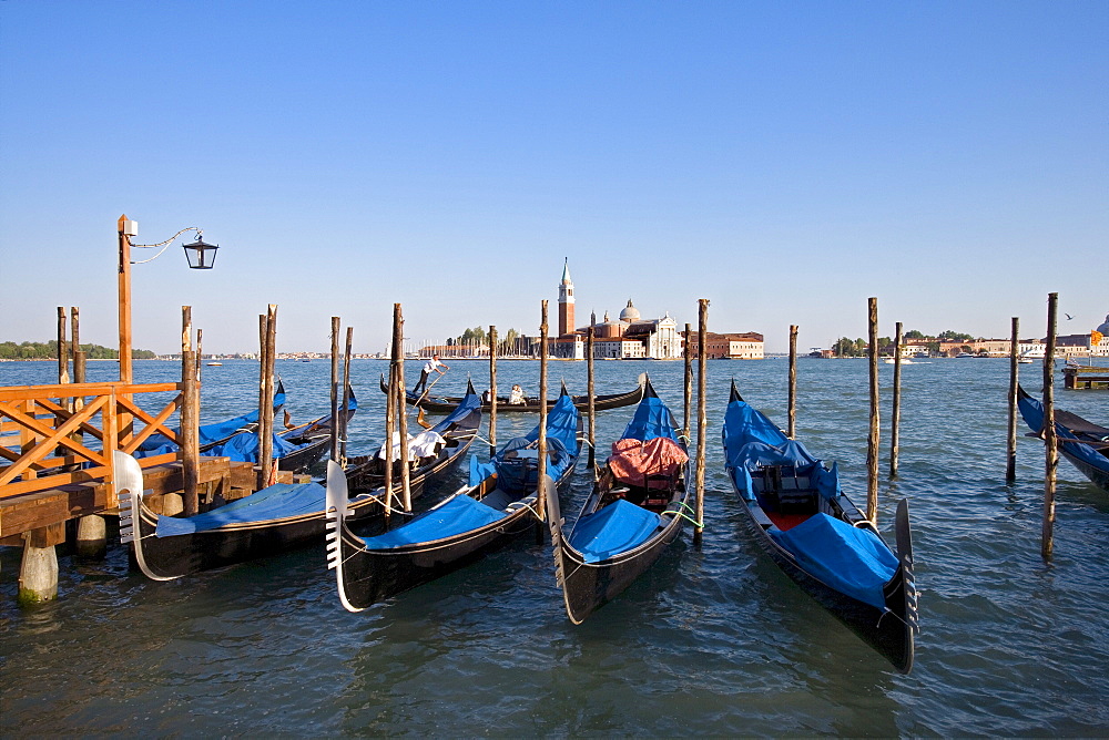 Gondolas in front of San Giorgio Maggiore, island, Venice, Veneto, Italy, Europe