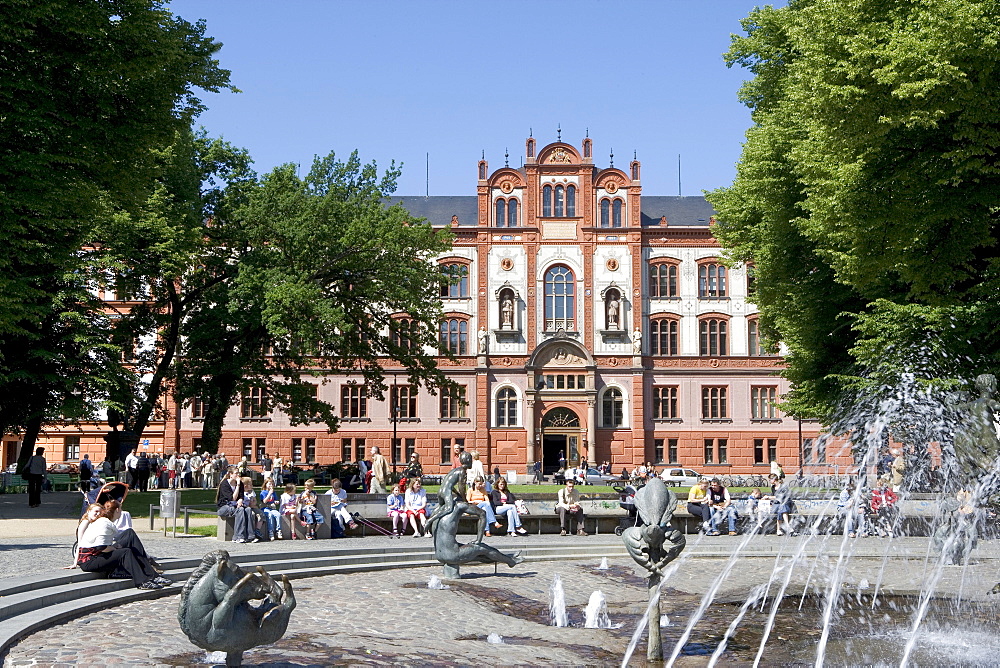 Fountain in front of the University at University Square, Rostock, Mecklenburg-Western Pomerania, Germany, Europe