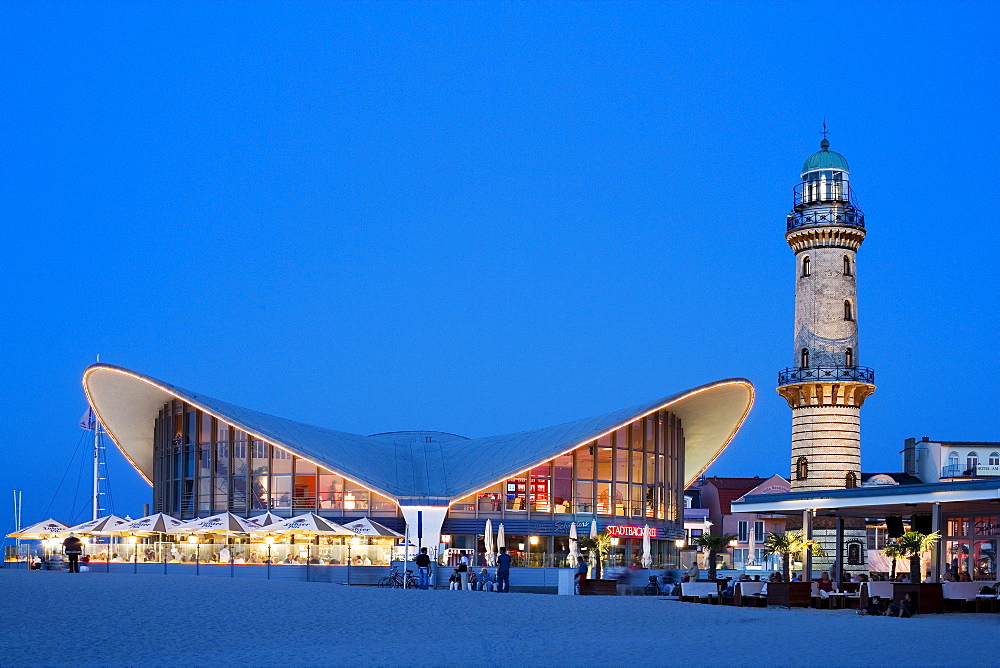 Lighthouse, Teepott, Schusters Strandbar, Warnemuende, Rostock, Baltic Sea, Mecklenburg-Western Pomerania, Germany, Europe