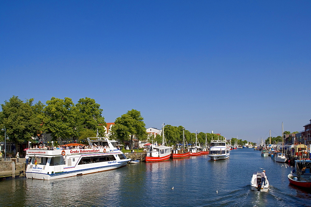 Boats on the channel, Am Strom, Warnemuende, Rostock, Mecklenburg-Western Pomerania, Germany, Europe