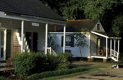 Former slave cabins on Tezcuco Plantation, today used as hotel rooms