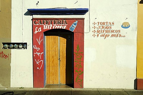 Colourful wall in the old town of Oaxaca, Mexico