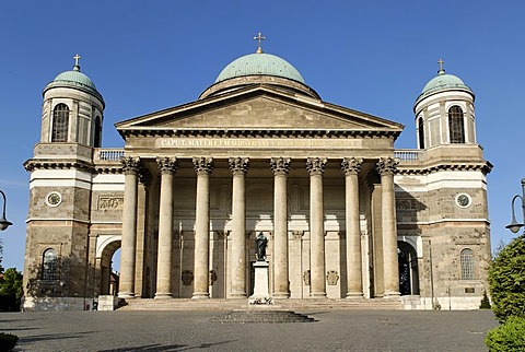 Dome of Esztergom, Hungaria