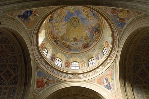 Central cupola, Basilica of Eger, Hungaria