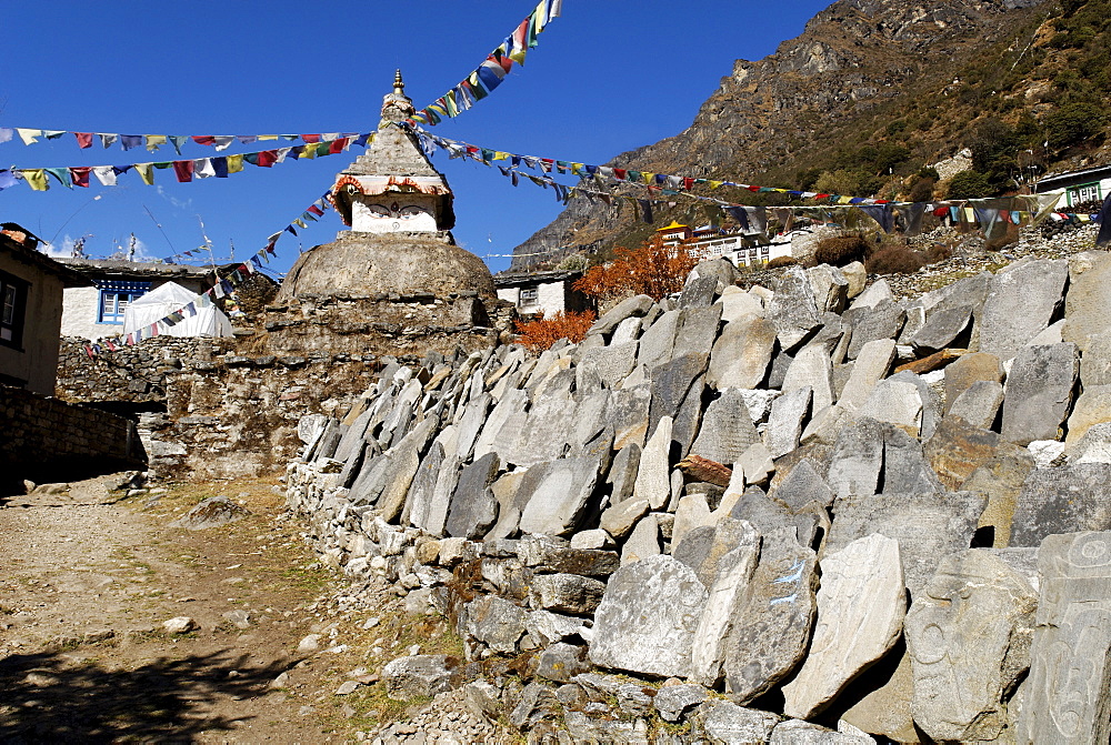 Mani wall at Thamo Sherpa village, Sagarmatha National Park, Khumbu Himal, Nepal