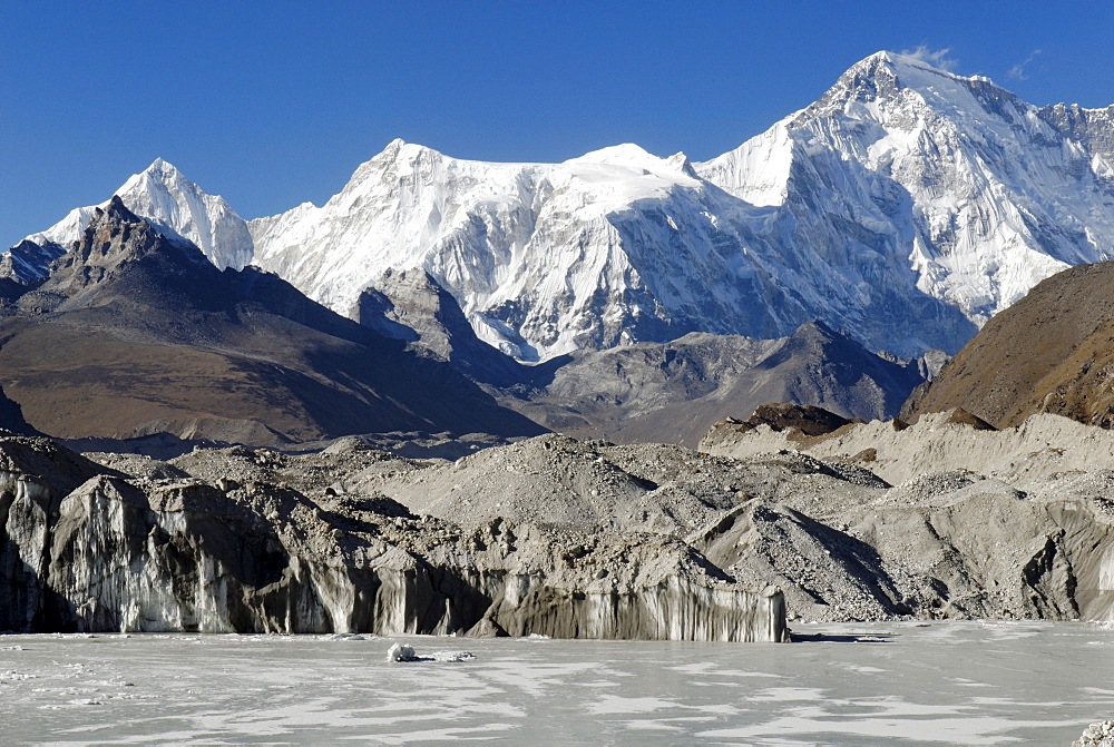 Glacier lake on Ngozumpa glacier with Cho Oyu (8201), Khumbu Himal, Sagarmatha National Park, Nepal