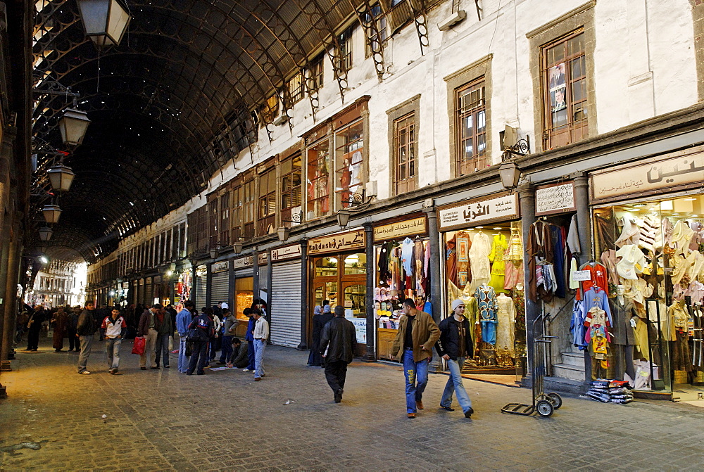 Suk, bazar in the old town of Damascus, Syria