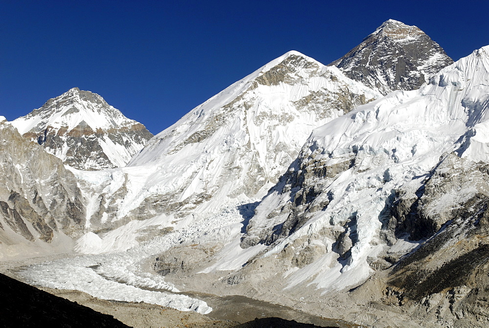 Famous view from Kala Patthar, Patar (5545) towards Mount Everest (8850), Nuptse (7861) and Khumbu Glacier, Sagarmatha National Park, Khumbu Himal, Nepal