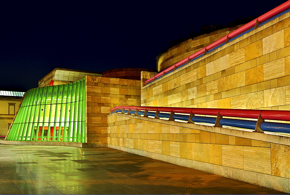 Stuttgart Staatsgalerie, State Gallery at night, Stuttgart, Baden-Wuerttemberg, Deutschland, Europa