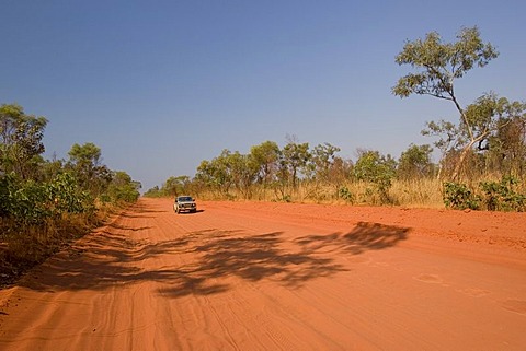 Four-wheel drive, dirt road, Cape Leveque Road, Dampier Peninsula, Western Australia, WA, Australia