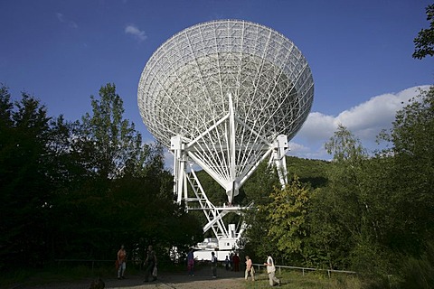 Radio Telescope from the Max-Planck-Instituts fuer Radioastronomie in Bad Muenstereifel-Effelsberg, Rhineland-Palatinate, Germany, Europe