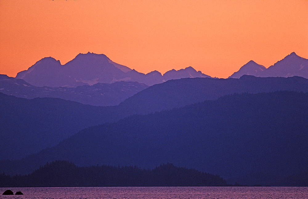 Chugach Mountains at sunset, Prince William Sound, Alaska, USA