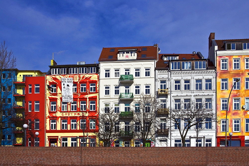 Colourful building facades, St. Pauli district, Hamburg, Germany, Europe