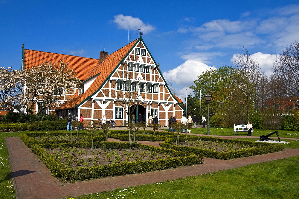 Historic timber framed, timber-frame town hall, Jork, Altes Land, Lower Saxony, Germany, Europe