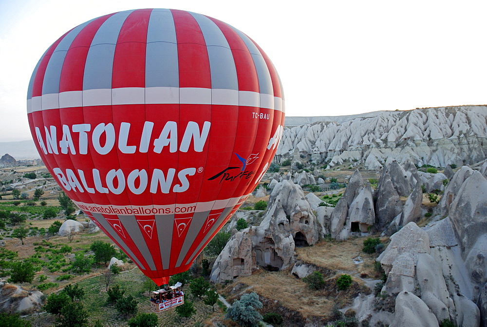 Hot-air ballon, Cappadocia, Turkey