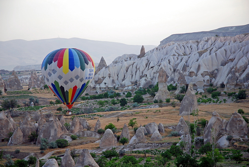 Hot-air ballon, Cappadocia, Turkey