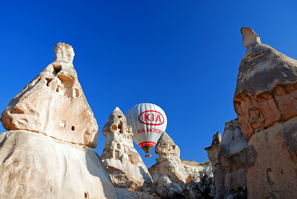 Hot-air ballon, Cappadocia, Turkey