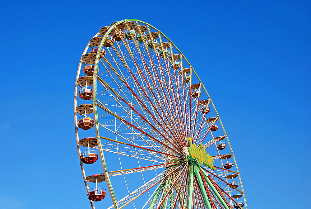 Ferris wheel, Cologne, North-Rhine Westphalia, Germany, Europe