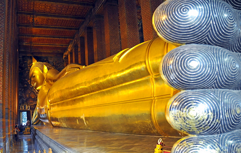 Laying Buddha, Wat Pho, Bangkok, Thailand, Southeast Asia, Asia