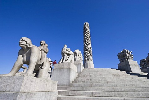 Monolith Plateau, granite sculptures by Gustav Vigeland in Vigeland Sculpture Park, Frogner Park, Oslo, Norway, Scandinavia, Europe