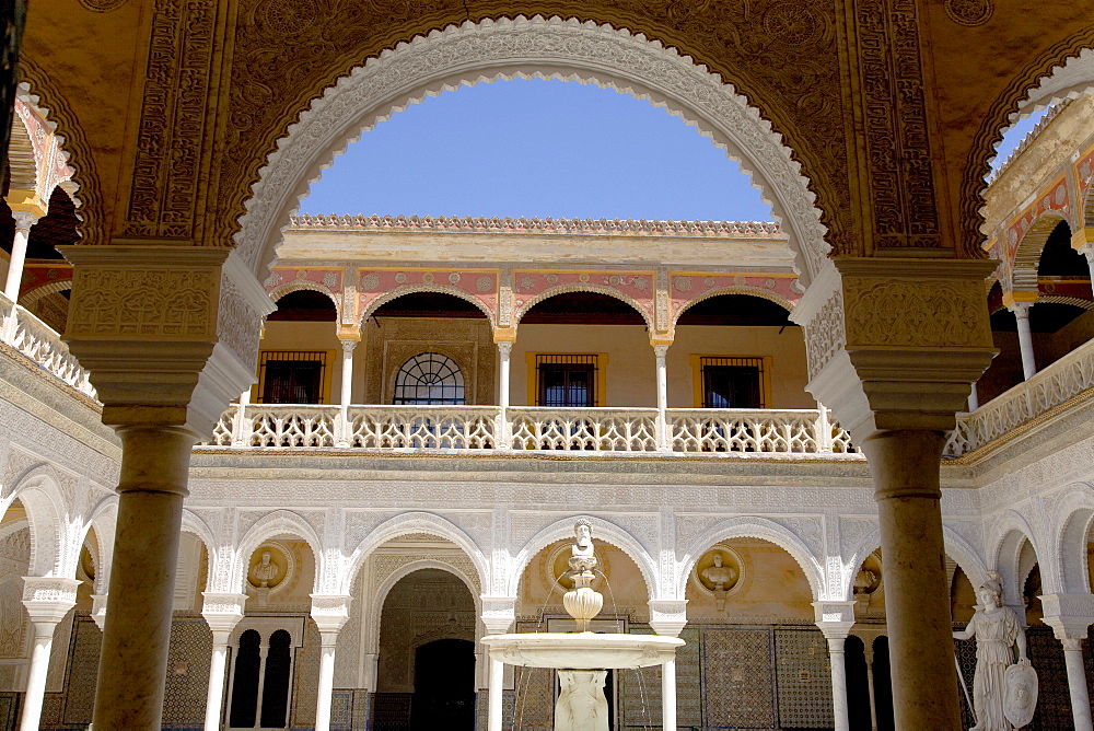 Casa de Pilatos, Casa Ducal de Medinaceli, courtyard, Patio, Palace House, Sevilla, Andalucia, Spain