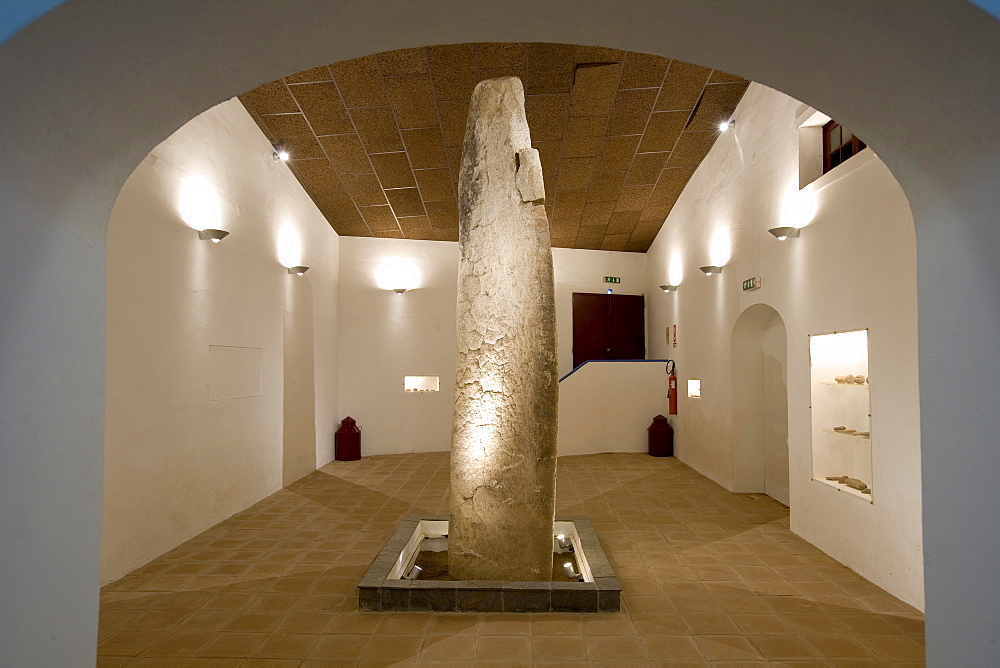 Inscribed prehistoric stone, Bodega Jose de Sousa von Jose Maria Fonseca, Reguengos de Monsaraz, Alentejo, Portugal, Europe