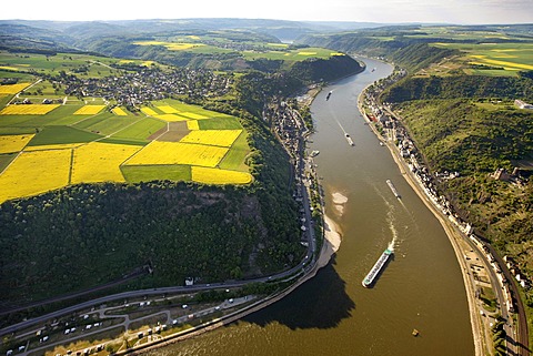 Aerial view, Loreley rock, Sankt Goarshausen, Rhine River, low water, Upper Middle Rhine Valley World Heritage site, Rhineland-Palatinate, Germany, Europe