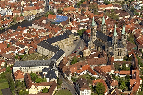 Aerial view, Bamberg Cathedral and Neue Residenz castle, Bamberg, Upper Franconia, Bavaria, Germany, Europe