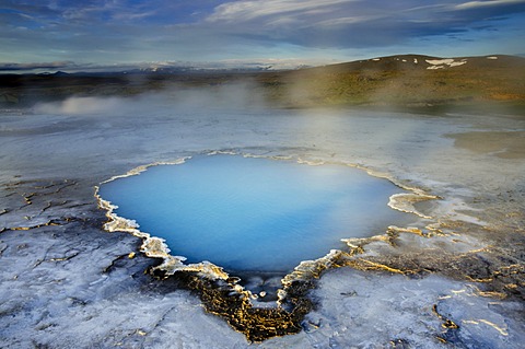 Blue water pool, BlâˆšÂ°hver hot spring, Hveravellir high-temperature or geothermal region, Highlands, Iceland, Europe