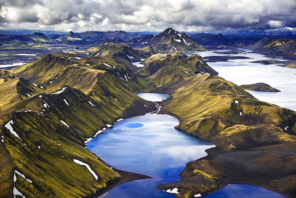 Aerial view, Lake Langisjor, moss-covered mountains, Icelandic Highlands, Iceland, Europe