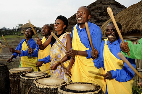 Traditional drummers during a folklore event in a village of former hunters near the village of Kinigi on the edge of the Volcanoes National Park, Parc National des Volcans, Rwanda, Africa