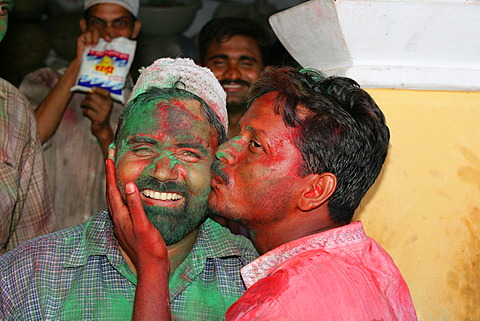 Kissing men, portrait during a wedding, Sufi shrine, Bareilly, Uttar Pradesh, India, Asia