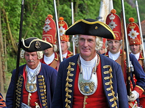 Life in the Baroque era, 18th century, Prussian uniform of the "Potsdam Giants", Schiller Jahrhundertfest festival, Marbach am Neckar, Baden-Wuerttemberg, Germany, Europe