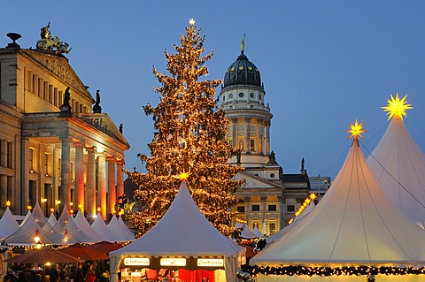 "Winter Magic at the Gendarmenmarkt", Christmas market at Gendarmenmarkt square, Schauspielhaus theatre, French Cathedral, dusk, Berlin, Germany, Europe