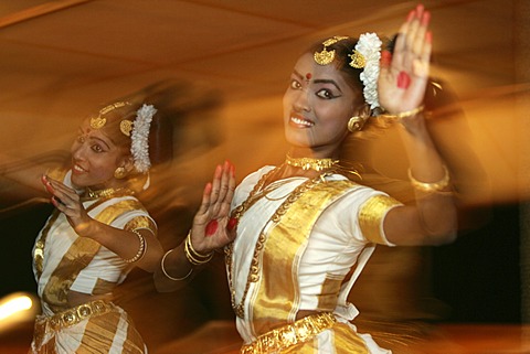 Traditionell Mohiniattam dance, Kerala, India