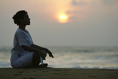 LKA, Sri Lanka : Siddhalepa Ayurveda Resort, Meditation, Yoga, at the beach.