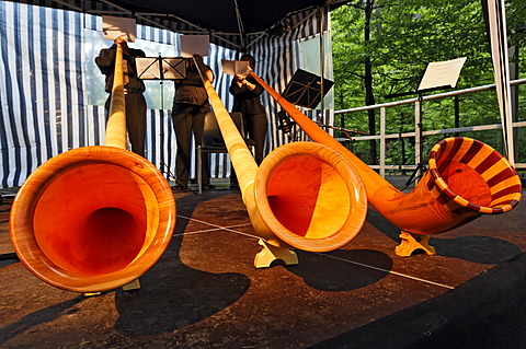 Alphorn trio of the Duisburger Philharmoniker philharmonic orchestra, ExtraSchicht festival, Landschaftspark landscape park Duisburg-Nord, Meiderich, North Rhine-Westphalia, Germany, Europe