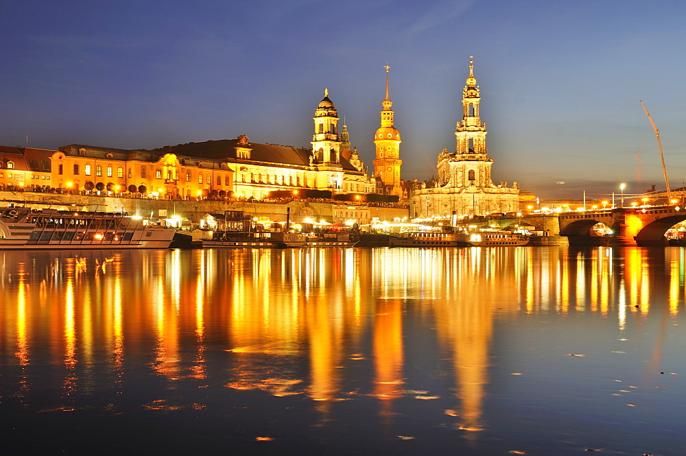 View across the Elbe River towards the historic town centre of Dresden in the evening, Saxony, Germany, Europe