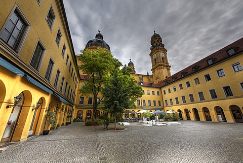 Theatinerhof, Theatiner courtyard, historic centre, Munich, Bavaria, Germany, Europe