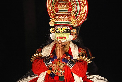 Kathakali dance, Pachcha or Pacha character, Kerala, southern India, Asia