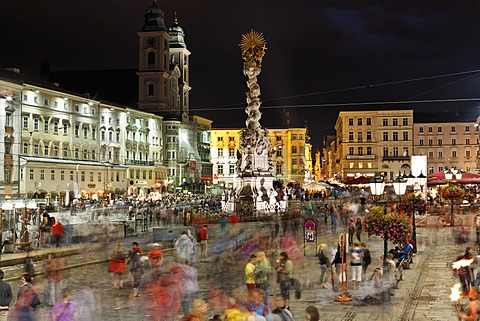 Pflasterspektakel street art festival, Hauptplatz square, Linz, Upper Austria, Austria, Europe, PublicGround