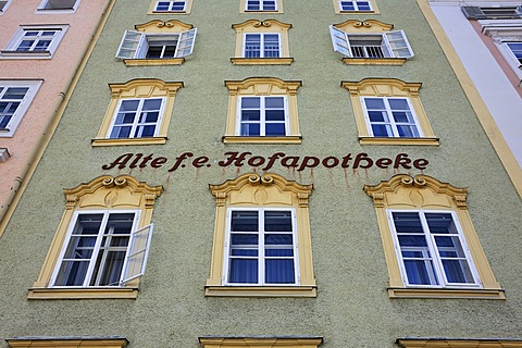 Neo-classical facade with the writing "Alte f.e. Hofapotheke", old court pharmarcy, Alter Markt square, 19th Century, Salzburg, Austria, Europe