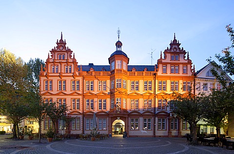 Gutenberg Museum, former Haus zum Roemischen Kaiser Hotel, Mainz, Rhineland-Palatinate, Germany, Europe, PublicGround