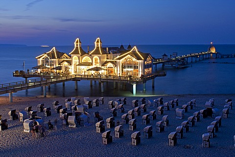 Sellin sea bridge, pier, at dusk, Ruegen Island, Mecklenburg-Western Pomerania, Germany, Europe