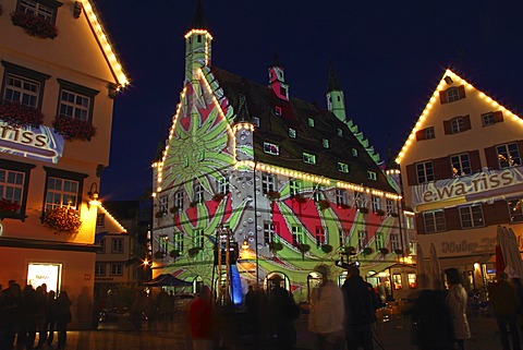 Illuminated town hall, market square of Biberach, long exposure, late shopping night, Biberach an der Riss, Upper Swabia, Baden-Wuerttemberg, Germany, Europe