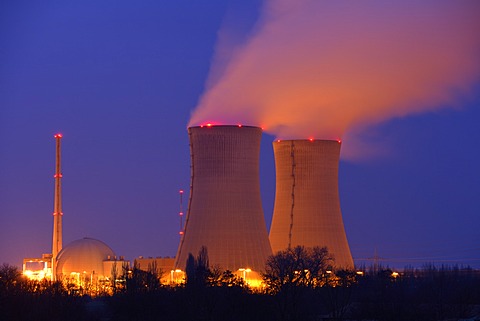 Grafenrheinfeld Nuclear Power Plant at night, Grafenrheinfeld, Unterfranken, Bavaria, Germany